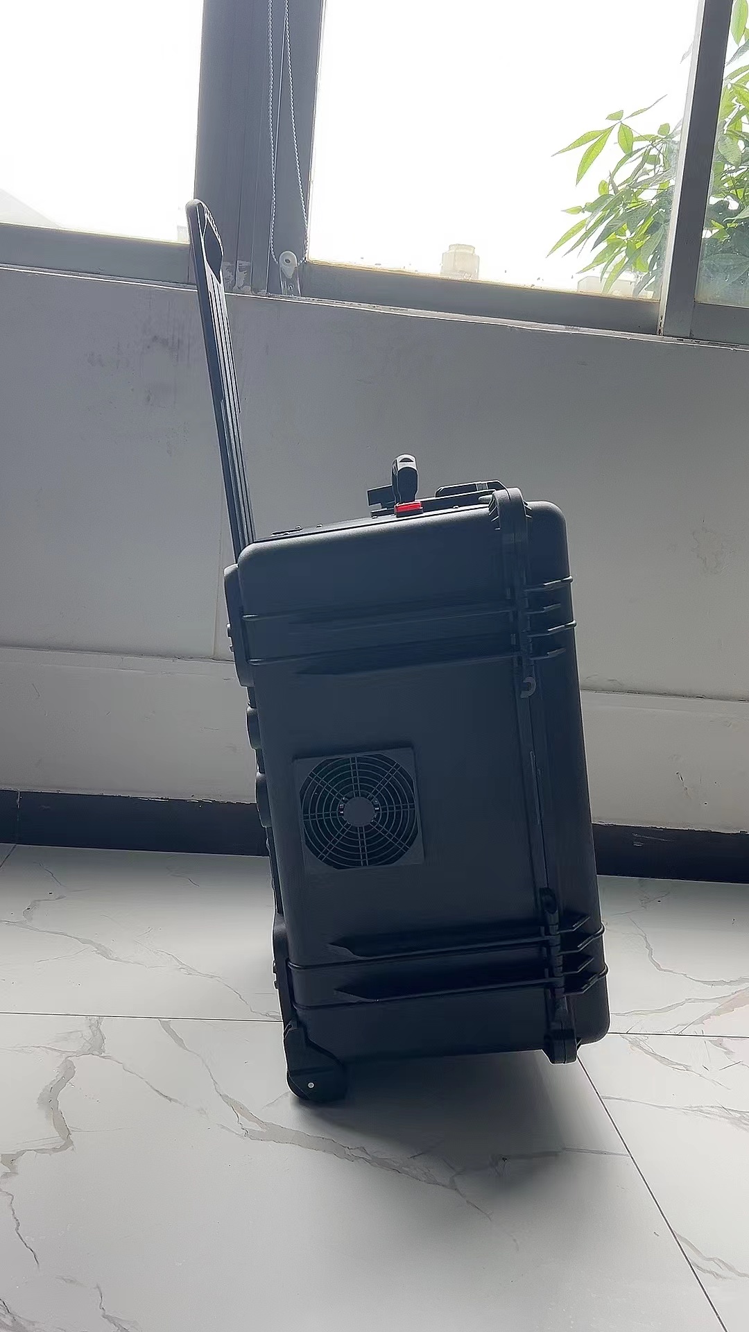 北屯手拉箱型移动通信干扰器